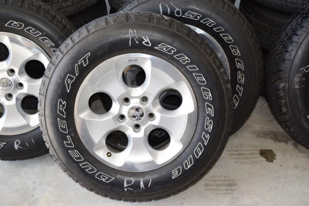 Jeep wrangler sahara wheels oem factory for sale